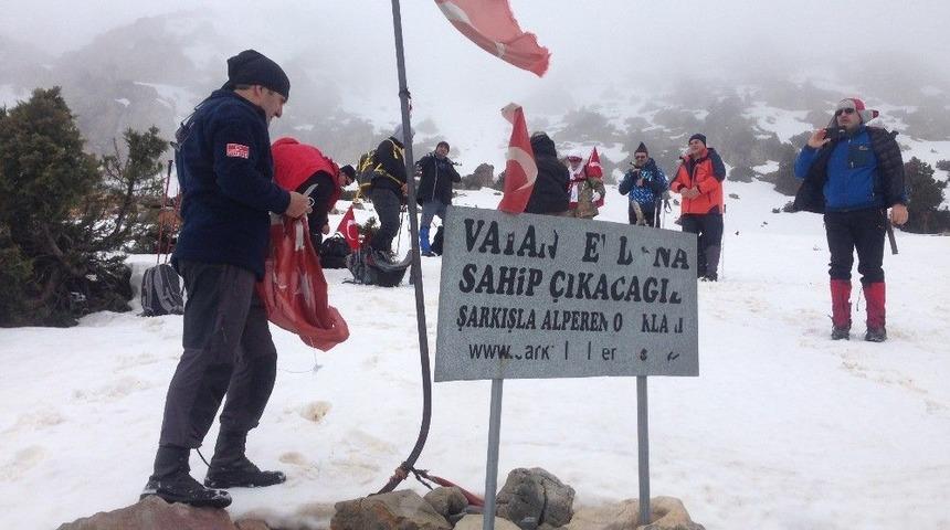 Sivaslı Dağcılar, Muhsin Yazıcıoğlu Anısına Keş Dağına Tırmandı
