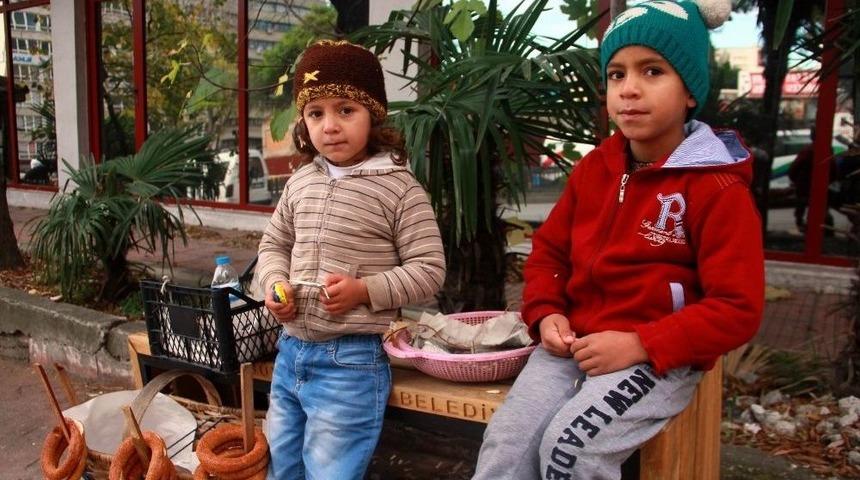 M&uuml;lteci &Ccedil;ocukların &Ccedil;ilesi