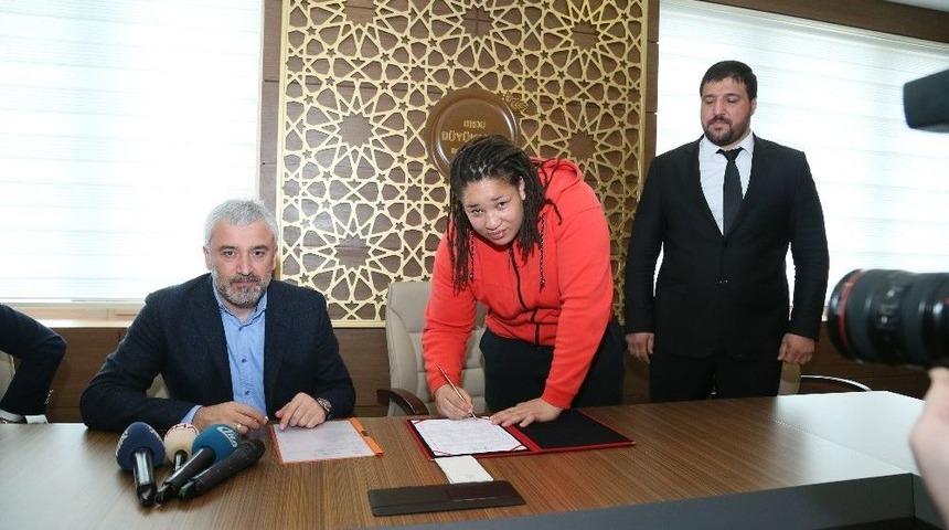 Milli Judocu Kayra Sayit, Ordu B&uuml;y&uuml;kşehir Belediyespor&rsquo;a Transfer Oldu