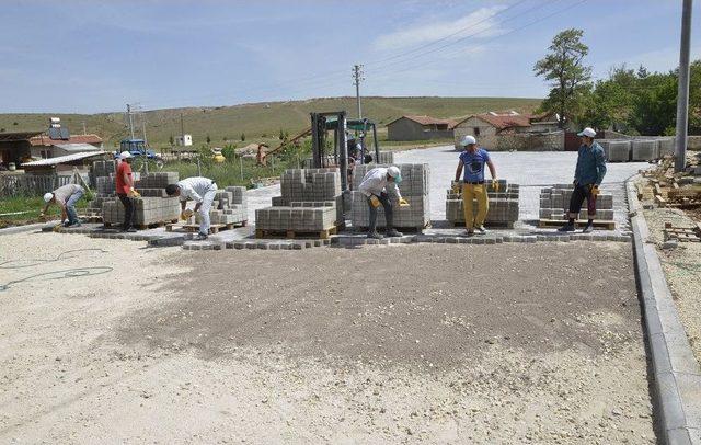 Fen İşleri Çalışmalarına Devam Ediyor