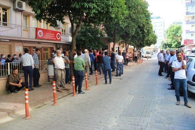 Motosiklet Kazasında Ölen Çiftin Cenazeleri Ailesine Teslim Edildi