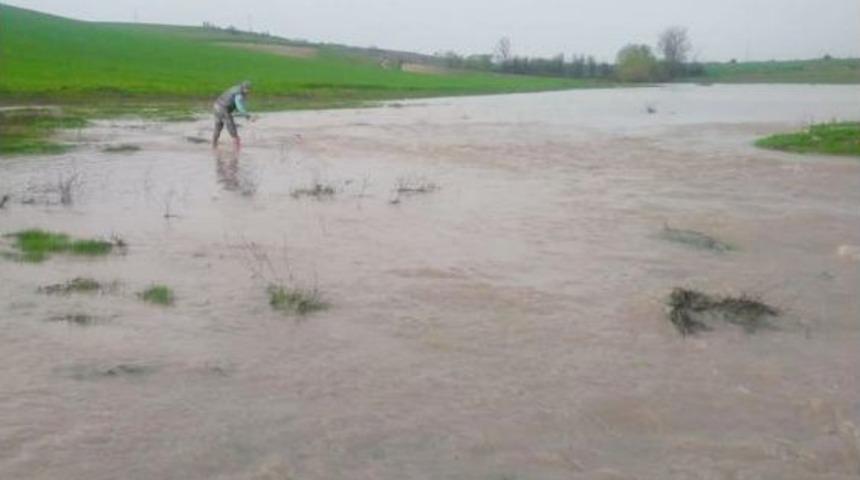 Edirne&rsquo;de Sağanak Yağış G&ouml;l Ve Barajları Doldurdu