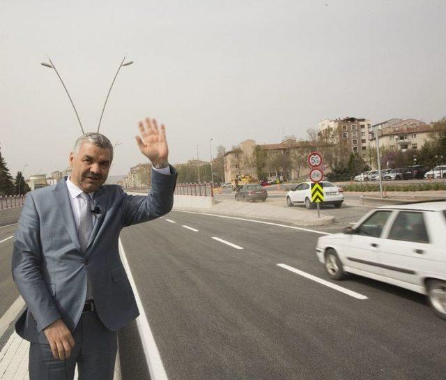 Melikgazi Katlı Kavşağı Ulaşıma Açıldı