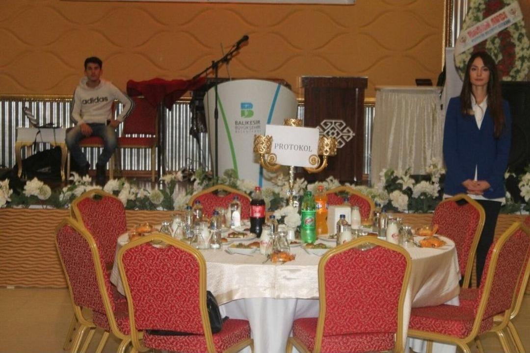 Başkanlar Teşkilatlarla İ&ccedil; İ&ccedil;e