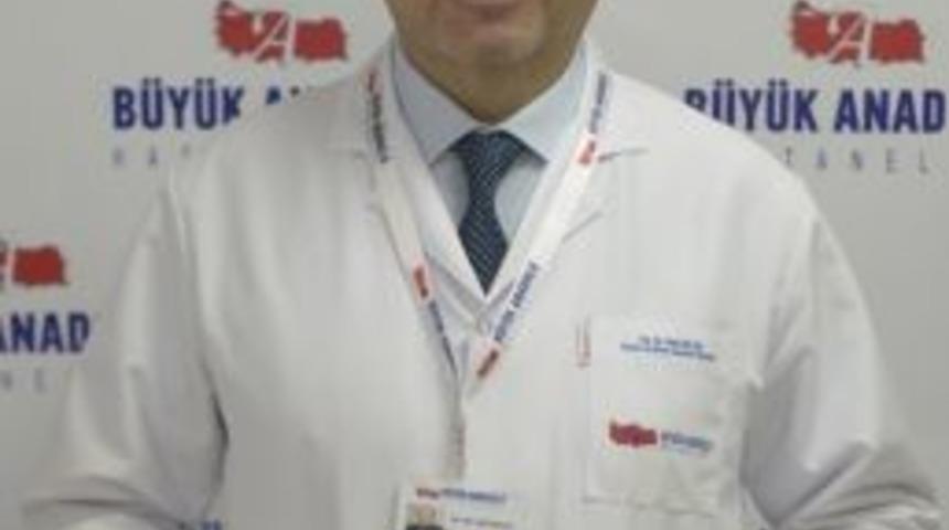 Masa Başında &Ccedil;alışanlarda Boyun Fıtığı Riski