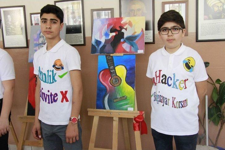 Türkçeye Okul Gömlekleriyle Kalkan Oldular G1