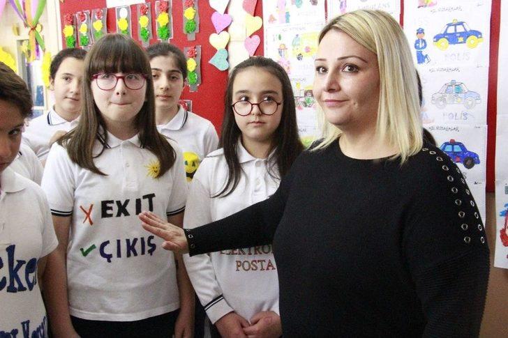 Türkçeye Okul Gömlekleriyle Kalkan Oldular G2