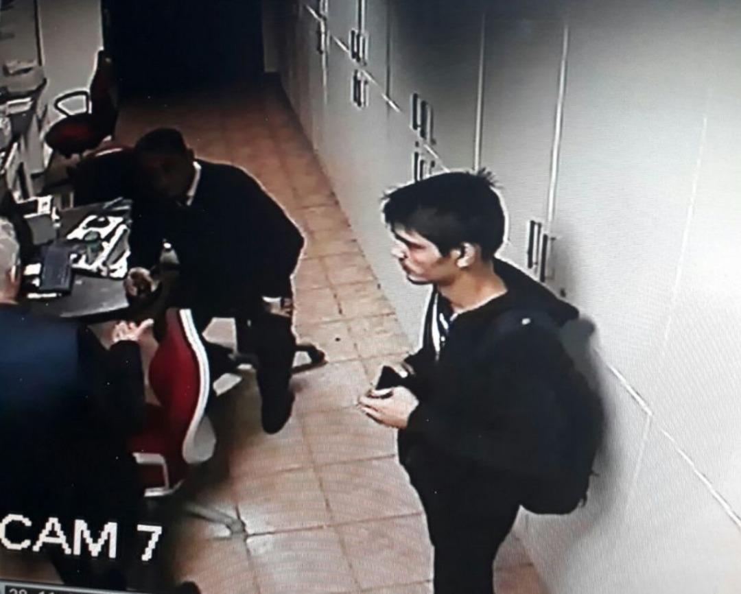 Fet&ouml; Kitaplarını Getiren De Almaya Gelen De Ka&ccedil;tı