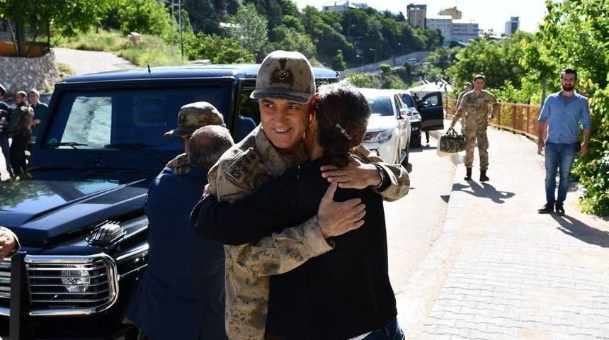 Orgeneral &Ccedil;etin&rsquo;den Vefa &Ouml;rneği