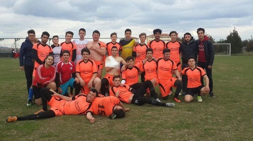 Yeşil Sahada Forması Yırtılınca, &rsquo;bir Daha Ki Ma&ccedil;a Nasıl &Ccedil;ıkacağız Hocam?&rsquo; Dedi