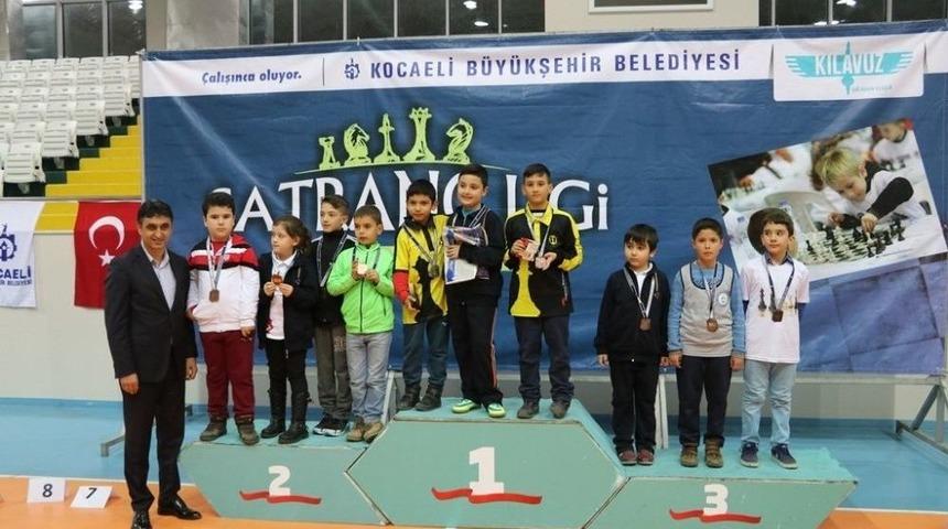 B&uuml;y&uuml;kşehir Satran&ccedil; Ligi&rsquo;nin Beşinci Etabı Tamamlandı