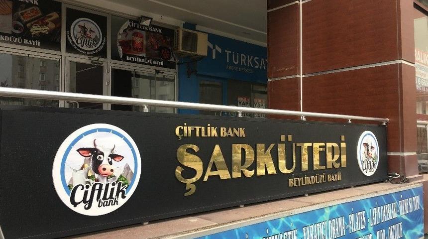&Ccedil;iftlik Bank&rsquo;ın Beylikd&uuml;z&uuml; Şubesi Soyuldu