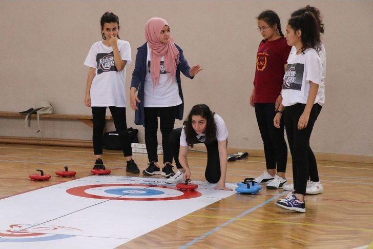 Türkiye’nin İlk Okullar Arası ’floor Curling’ Turnuvası Adana’da Başladı G2