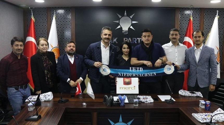 Avrupa&rsquo;daki Gen&ccedil;lerden Başkan Doğanay&rsquo;a Ziyaret