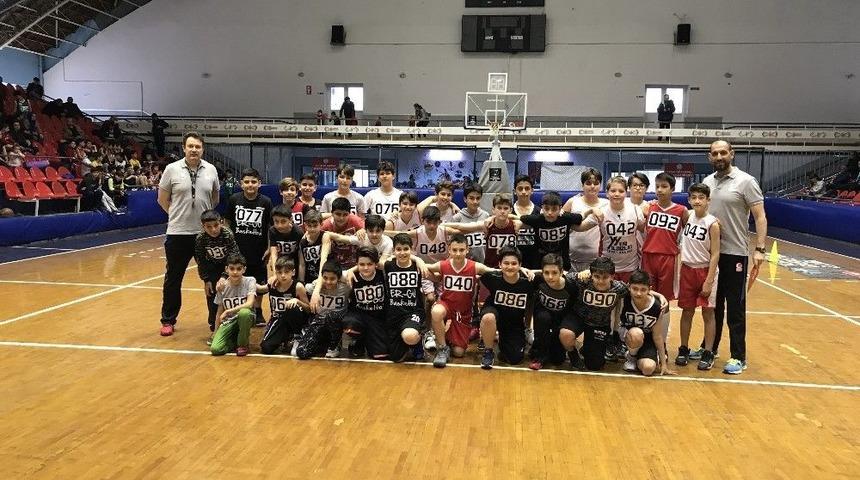 Geleceğin Basketbolcularını Se&ccedil;mek İ&ccedil;in Manisa&rsquo;ya Geldiler