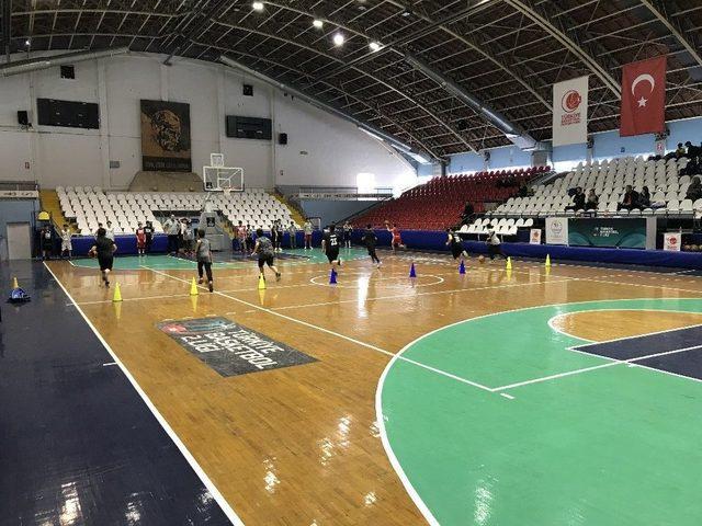 Geleceğin Basketbolcularını Seçmek İçin Manisa’ya Geldiler