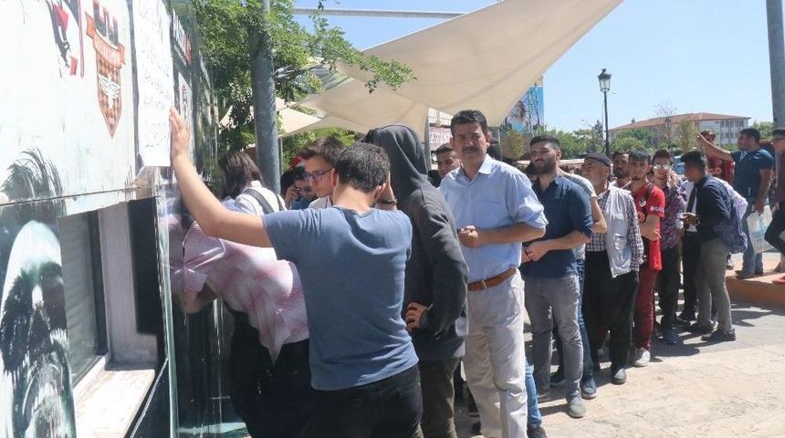 Gazişehir Gaziantep Taraftarları 100 Otob&uuml;sle Finale &Ccedil;ıkarma Yapacak