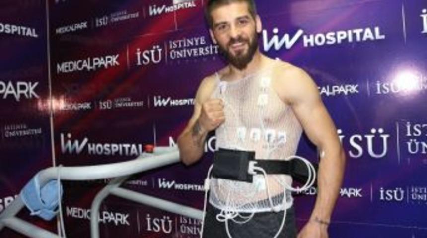 Şampiyon Boks&ouml;r Fatih Keleş Sağlık Kontrol&uuml;nden Ge&ccedil;ti