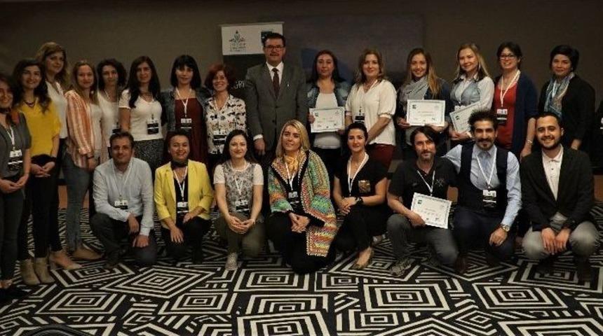 8 Bin &Ouml;ğretmen &Ccedil;ocuk İstismarının Ve İhmalinin &Ouml;nlenmesi Konusunda Eğitim Alacak