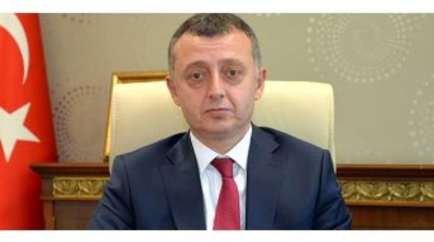 Vali B&uuml;y&uuml;kakın&rsquo; 19 Mayıs Mesajı