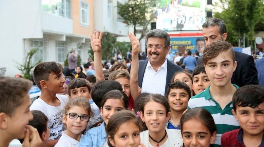 Ramazan&rsquo;ın Bereketi K&uuml;&ccedil;&uuml;k&ccedil;ekmece&rsquo;de İftar Sofralarında