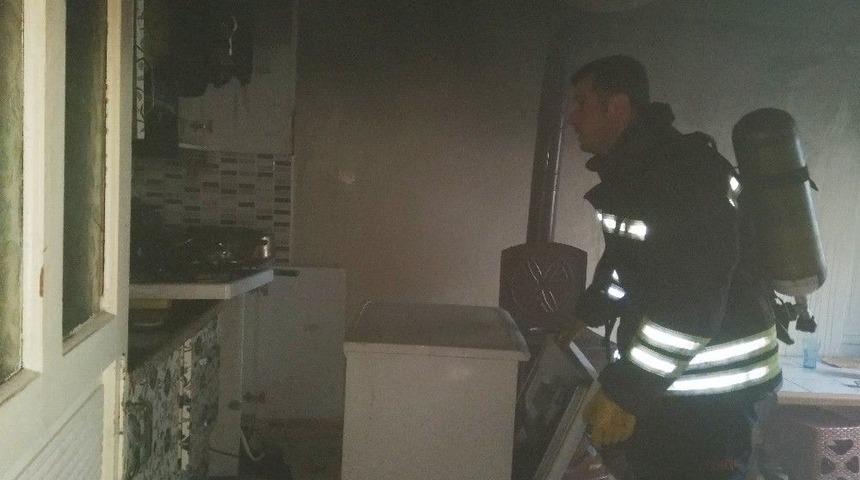 Ocakta Unutulan Tencere Yangın &Ccedil;ıkardı