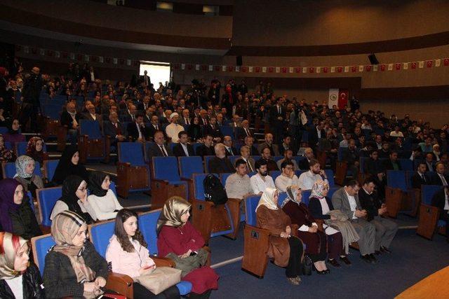 Diyanet İşleri Başkanı Erbaş: “mezhep Savaşlarına Giden Kavgalar Var”