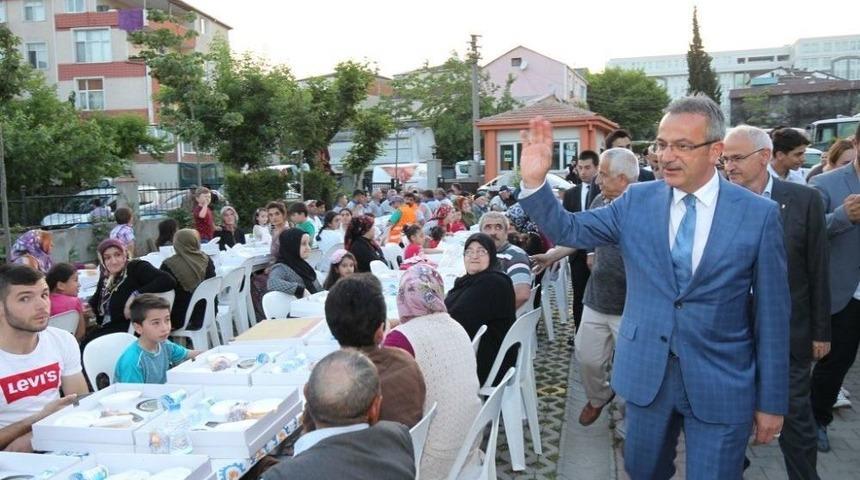 Mevlana Mahallesi İftarda Buluştu