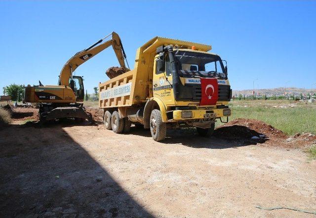 Haliliye’de Yol Yapım Çalışmaları Sürüyor