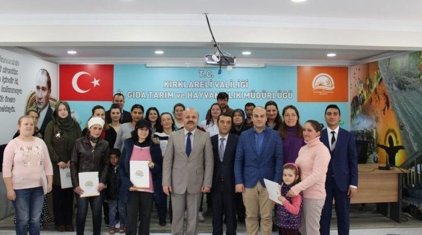 &Ccedil;ift&ccedil;iler Sertifikalarına Kavuştu