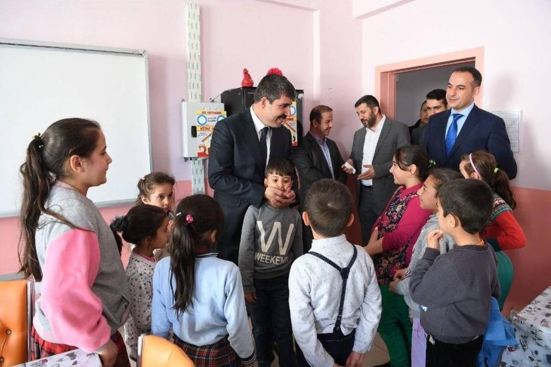 Başkan Asya, Prof. Dr. Vahit &Ouml;zmen İlkokulunu Ziyaret Etti