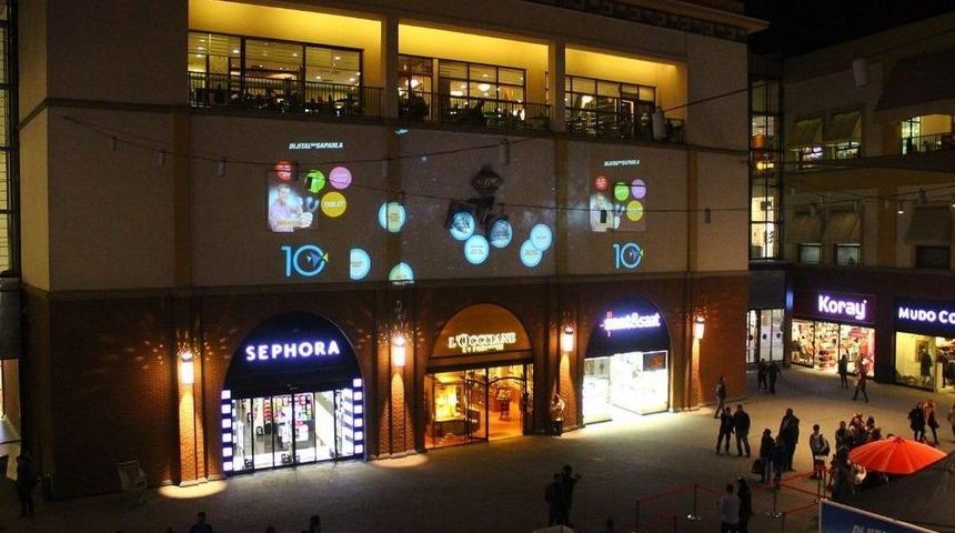 Dijital Sapanla Hedef Vurma Oyunu Renkli Görüntüler Oluşturdu