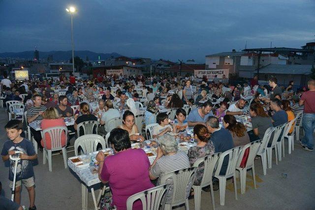 Çiğli’de Her Mahalleye İftar