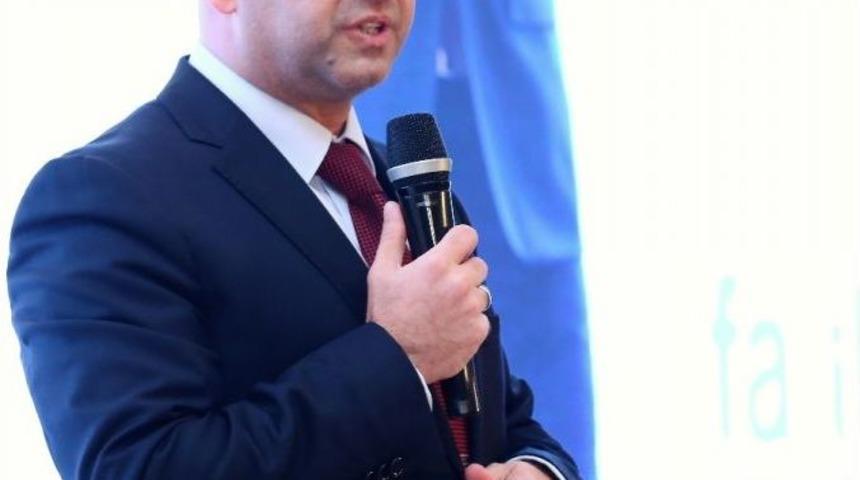 "teknoloji-g&uuml;nl&uuml;k Hayat Dengesi Sağlanmalı"