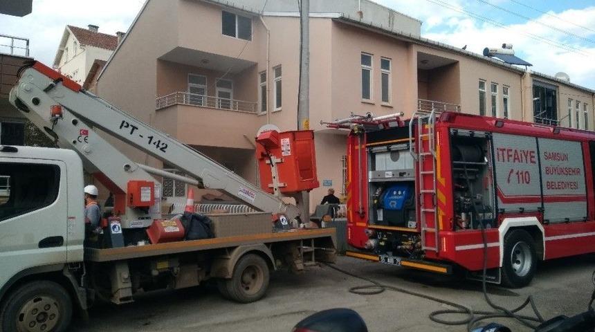 Yangında Dumandan 1 Kişi Zehirlendi