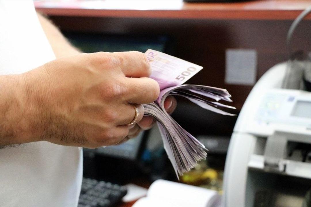 (&ouml;zel) Dolar Ve Euro&rsquo;nun Y&uuml;kselmesinin Temel Sebebi Se&ccedil;im