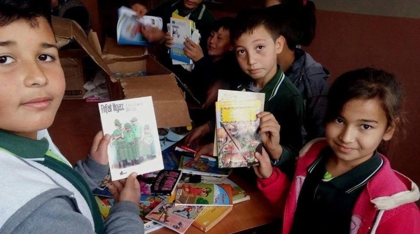 Pikamp&rsquo;tan Tarsus&rsquo;a Kitap Yardımı