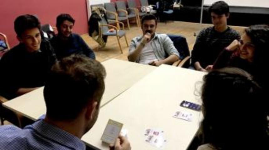 Gen&ccedil;lik Merkezi&rsquo;nde &rsquo;gen&ccedil;bank&rsquo; Eğitimleri Devam Ediyor