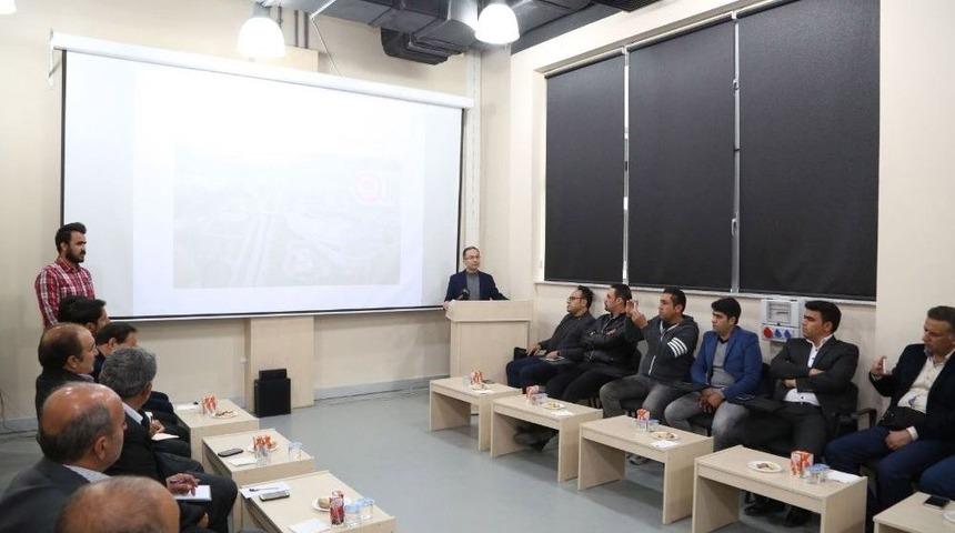 İran, G&uuml;l&uuml; Isparta Sd&uuml; İle Tanıyacak