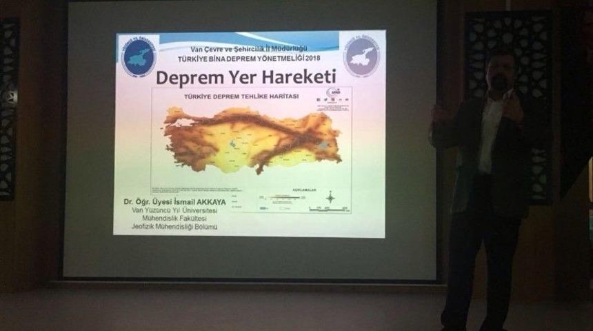 Van Yy&uuml; Akademisyenlerinden M&uuml;hendislere &ldquo;deprem Etkisi Altında Binaların Tasarım Esasları&rdquo; Semineri