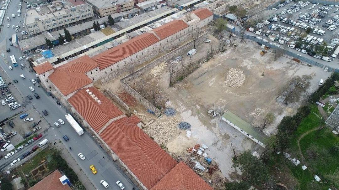 (&ouml;zel) T&uuml;rkiye&rsquo;nin En B&uuml;y&uuml;k K&uuml;t&uuml;phanesi Haline Gelecek Olan Rami Kışlası Havadan G&ouml;r&uuml;nt&uuml;lendi