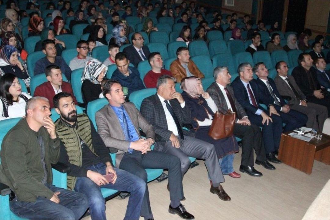 Tatvan&rsquo;da &ldquo;54. K&uuml;t&uuml;phane Haftası&rdquo; Programı