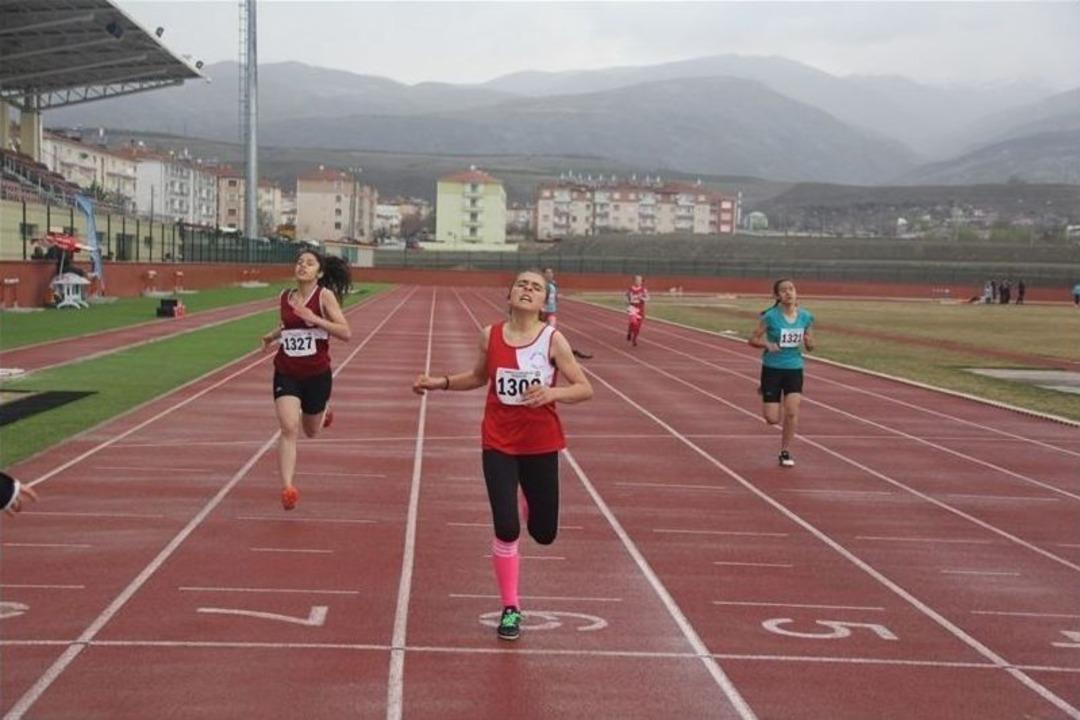 Analig Atletizm Grup M&uuml;sabakaları Yapıldı