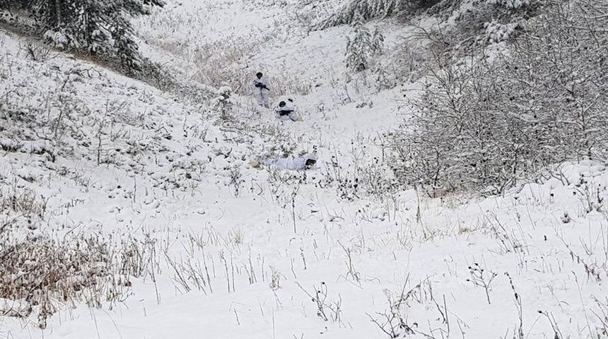 Kar Altında Ter&ouml;r Operasyonu