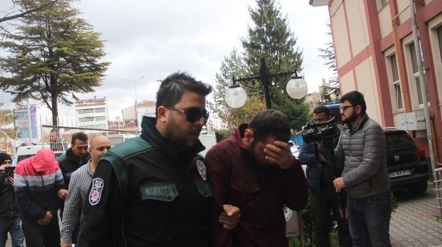 3 Kilo Esrarla Yakalanan Şahıslardan Biri Tutuklandı