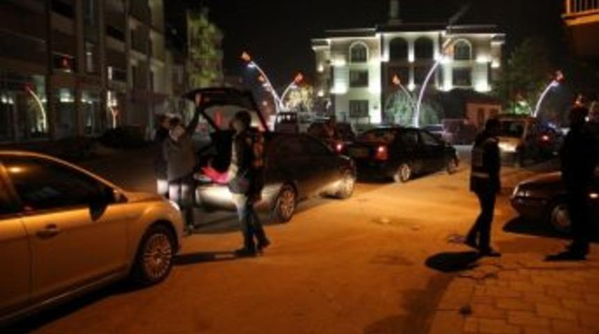 Huzur 64 Uygulaması Kapsamında 15 Kişi Tutuklandı