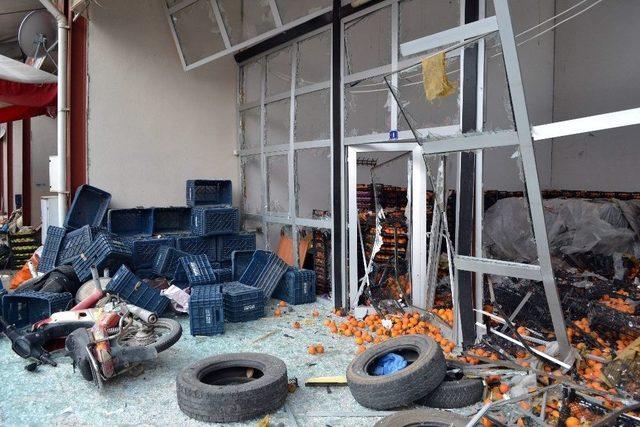 Patlayan Karpit Gazı, Ortalığı Savaş Alanına &Ccedil;evirdi 3