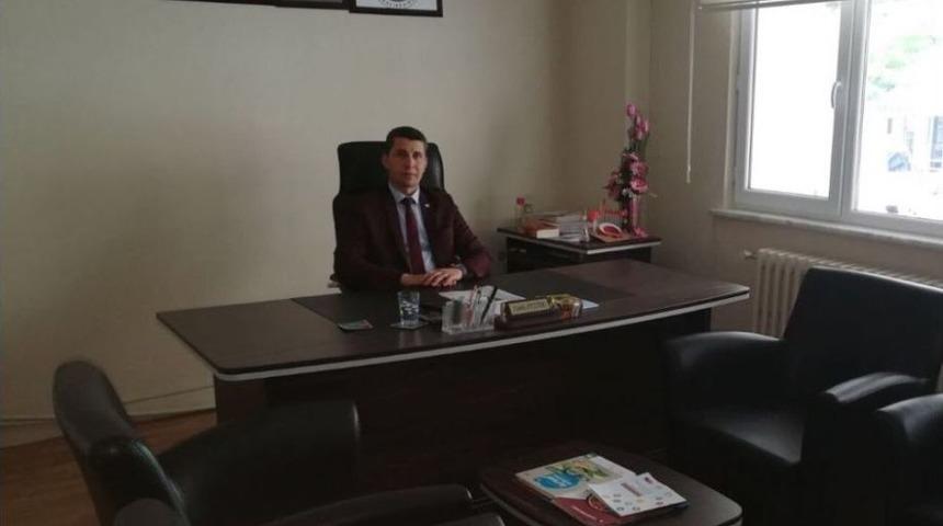 Manda Yetiştiricisinin Y&uuml;z&uuml; G&uuml;ld&uuml;