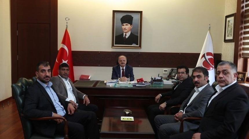 Vali &Ccedil;akacak Romanlar Konfederasyonu &Uuml;yelerini Kabul Etti