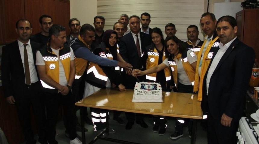 Ensarioğlu’ndan Sağlık Çalışanlarına Ziyaret